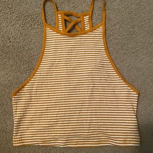 super cute crop top size medium